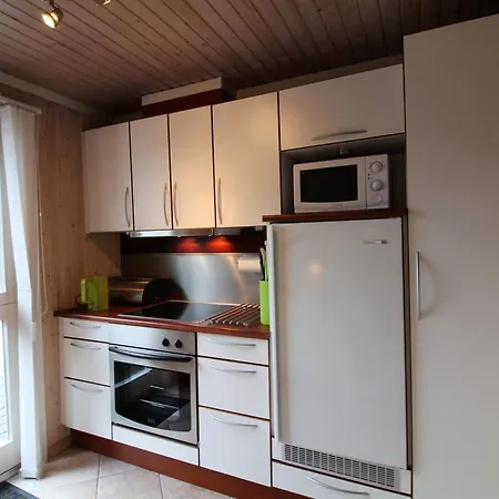 Semesterbostad Atla - 2-5km From The Sea By Interhome