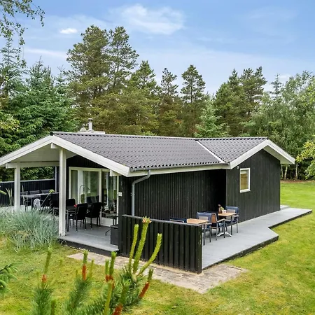 Atla - 2-5km From The Sea By Interhome *
